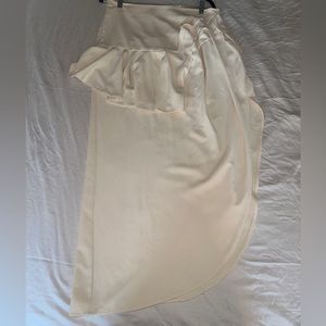 Eva Mendes Ruffled Skirt